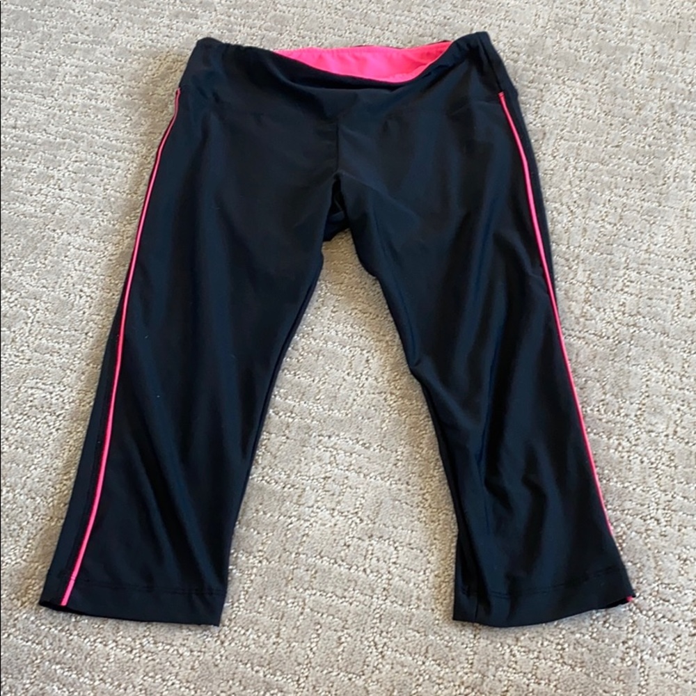 Women’s yoga pants